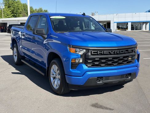 Certified 2025 Chevrolet Silverado 1500 Custom RWD image 1
