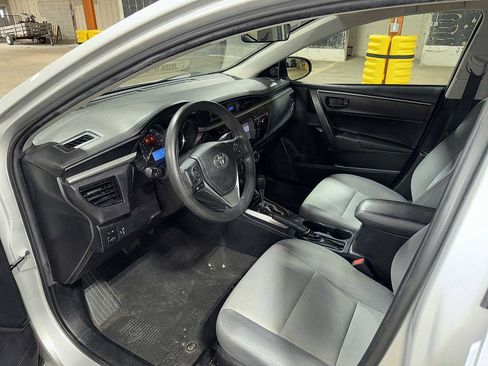 Used 2016 Toyota Corolla L image 25