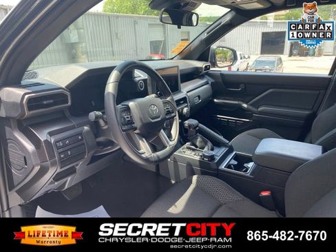 Used 2026 Toyota 4Runner SR5 AWD/4WD image 12