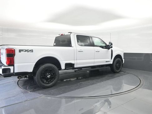 New 2026 Ford F250 Lariat w/ Black Appearance Package AWD/4WD image 15