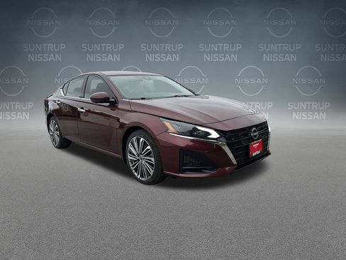 Used 2023 Nissan Altima 2.5 SL AWD/4WD image 42