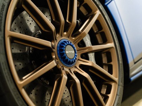 Used 2023 Lamborghini Huracan STO RWD image 6