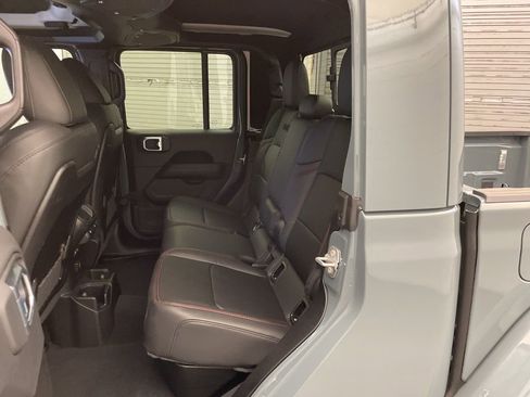 New 2026 Jeep Gladiator Rubicon image 17