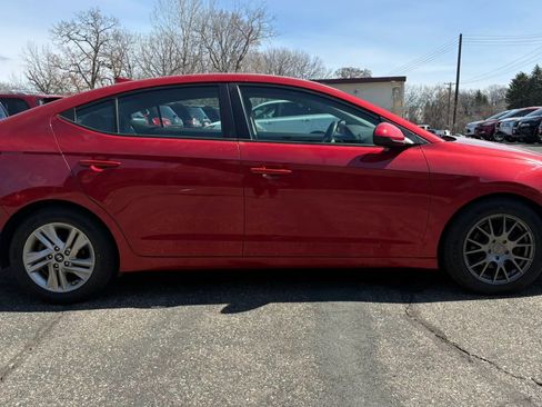 Used 2020 Hyundai Elantra SEL image 11