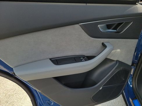 New 2026 Audi SQ8 Premium Plus AWD/4WD image 27