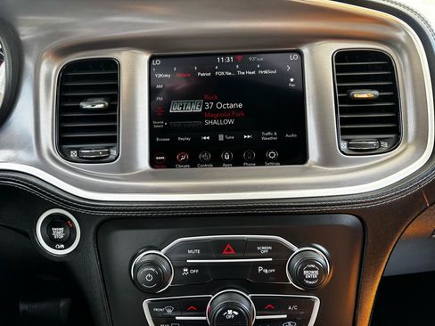 Used 2022 Dodge Charger SXT w/ Plus Group RWD image 17