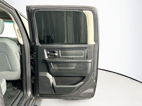 Used 2016 RAM 1500 Tradesman w/ Popular Equipment Group image 26