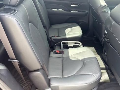 Used 2026 Toyota Grand Highlander AWD image 29