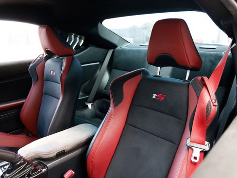 Used 2018 Subaru BRZ tS image 9