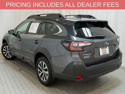 Used 2025 Subaru Outback Premium w/ Popular Package #1A AWD/4WD image 3