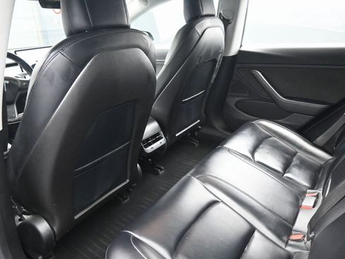 Used 2018 Tesla Model 3 Long Range image 29