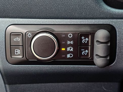 Used 2024 Ford Maverick XL image 28