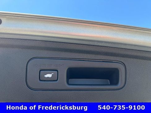 Used 2026 Honda Odyssey Touring image 12