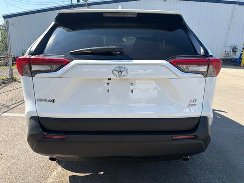 Used 2024 Toyota RAV4 LE AWD/4WD image 6