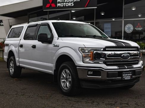 Used 2019 Ford F150 XLT w/ Trailer Tow Package image 6