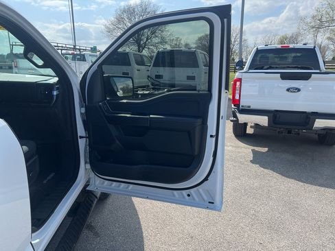 Used 2021 Ford F150 XLT w/ Equipment Group 302A High image 16