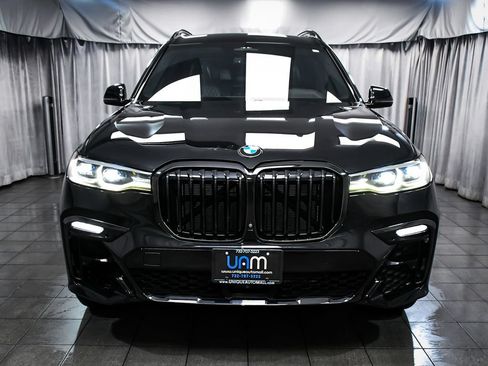 Used 2021 BMW X7 M50i w/ Dynamic Handling Package AWD/4WD image 2