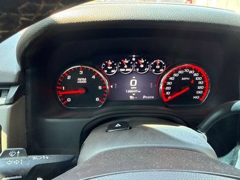 Used 2015 GMC Yukon Denali w/ Premium Package AWD/4WD image 2