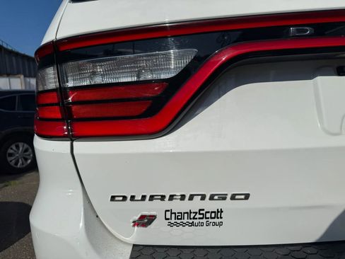 Used 2019 Dodge Durango SXT image 37