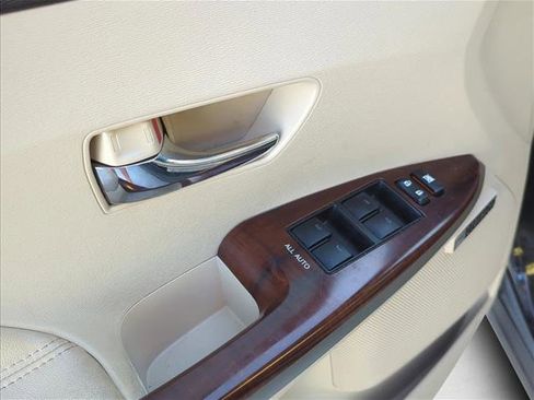 Used 2009 Toyota Venza AWD image 7