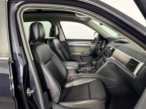 Used 2023 Volkswagen Atlas SE w/ Panoramic Sunroof Package AWD/4WD image 27