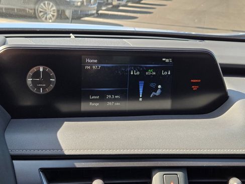 Used 2022 Lexus UX 200 w/ Accessory Package (Z1) FWD image 25