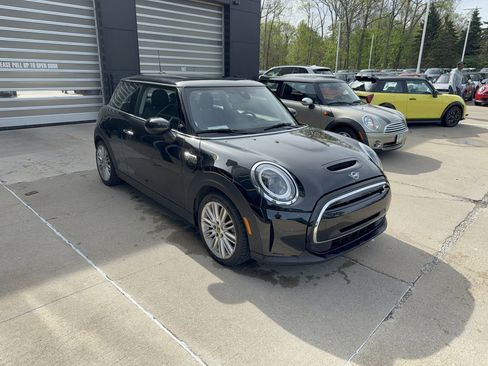 Certified 2024 MINI Cooper SE FWD image 2