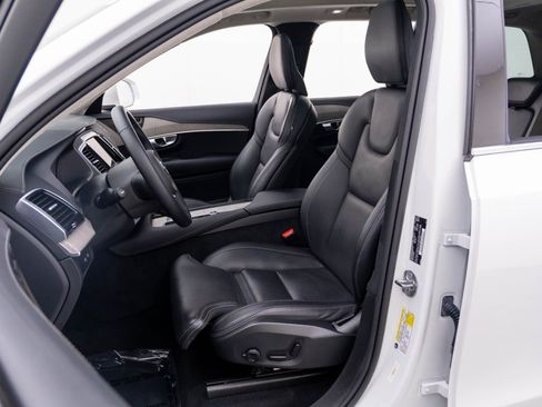 Used 2024 Volvo XC90 T8 Ultimate w/ Lounge Package AWD/4WD image 17