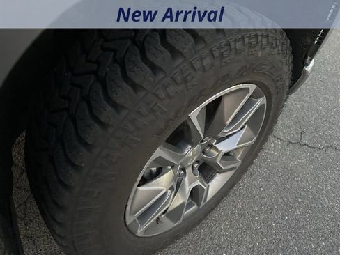 Used 2021 Chevrolet Silverado 1500 LT image 10