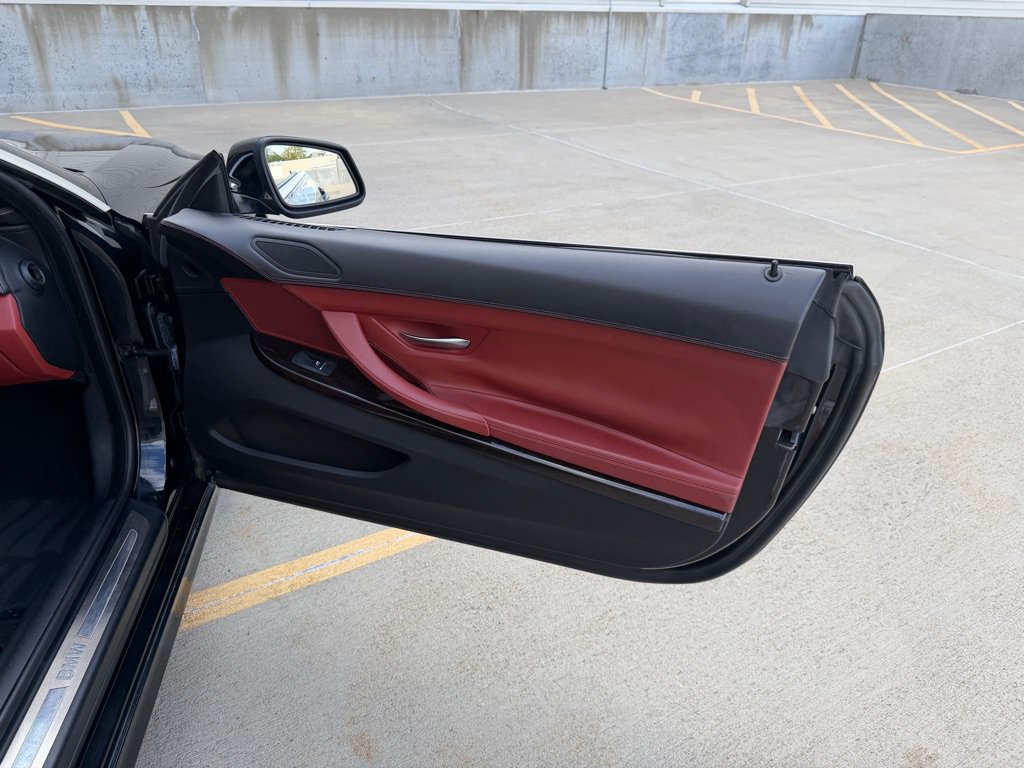 Used 2012 BMW 650i Convertible RWD image 27