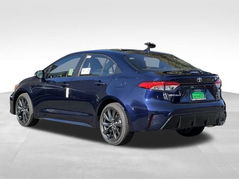 New 2026 Toyota Corolla SE image 3