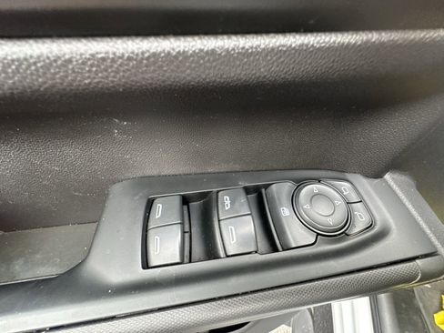 Used 2023 Chevrolet Silverado 1500 Custom image 13