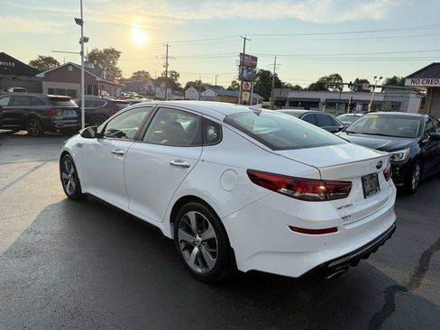 Used 2019 Kia Optima S FWD image 6