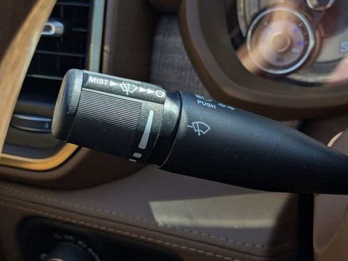 Used 2022 RAM 3500 Limited image 31