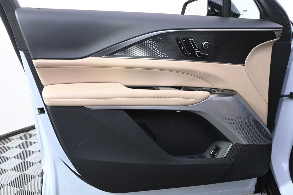 Certified 2026 Cadillac Lyriq Signature Luxury w/ Nappa Leather Package AWD/4WD image 22