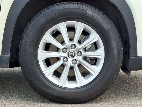 Used 2024 Toyota Grand Highlander AWD image 27