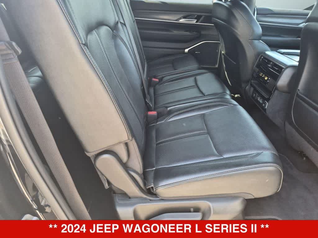 Used 2024 Jeep Wagoneer L Series II w/ Flexible Seating Group AWD/4WD image 20