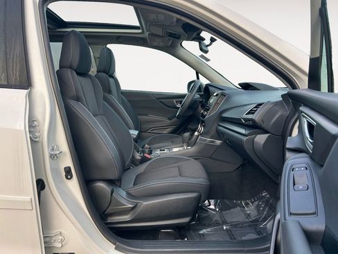 Used 2024 Subaru Forester Premium image 10