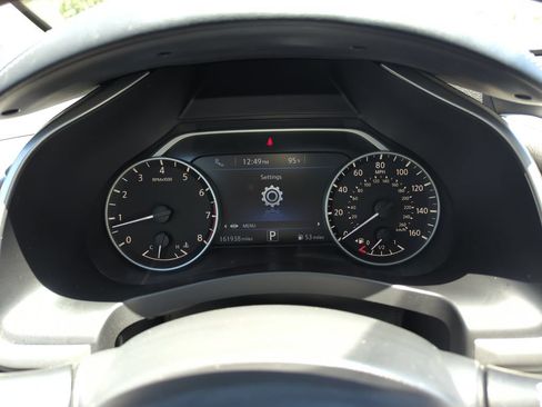 Used 2016 Nissan Murano Platinum w/ Platinum Technology Package FWD image 38