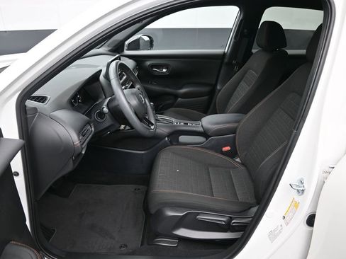 Used 2024 Honda HR-V Sport image 22