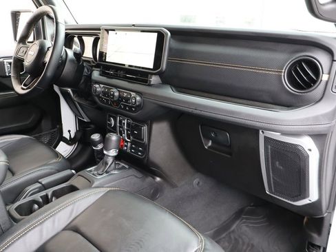 Used 2025 Jeep Wrangler Unlimited Rubicon 392 AWD/4WD image 37