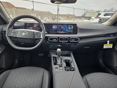 New 2026 Nissan Sentra SR w/ SR Premium Package FWD image 12