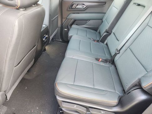 New 2026 GMC Yukon AT4 w/ LPO, Floor Liner Package image 20