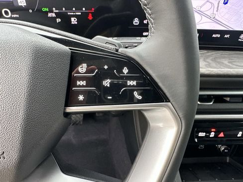 New 2025 Audi Q5 Premium image 17