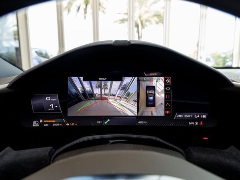 Used 2024 Ferrari Roma image 32