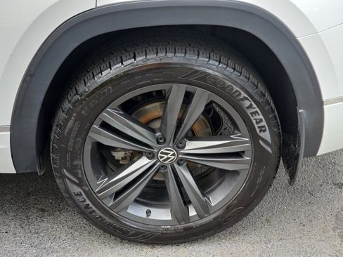 Used 2022 Volkswagen Atlas SEL R-Line AWD/4WD image 35