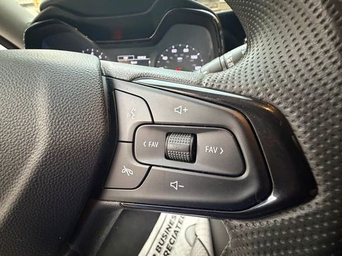 Used 2024 Chevrolet Trax LS w/ LS Convenience Package image 23