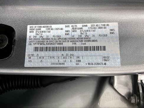 Used 2025 Ford F150 Lariat w/ FX4 Off-Road Package AWD/4WD image 31