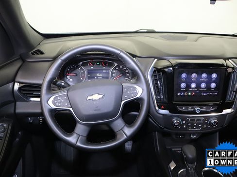 Used 2023 Chevrolet Traverse LT FWD image 18