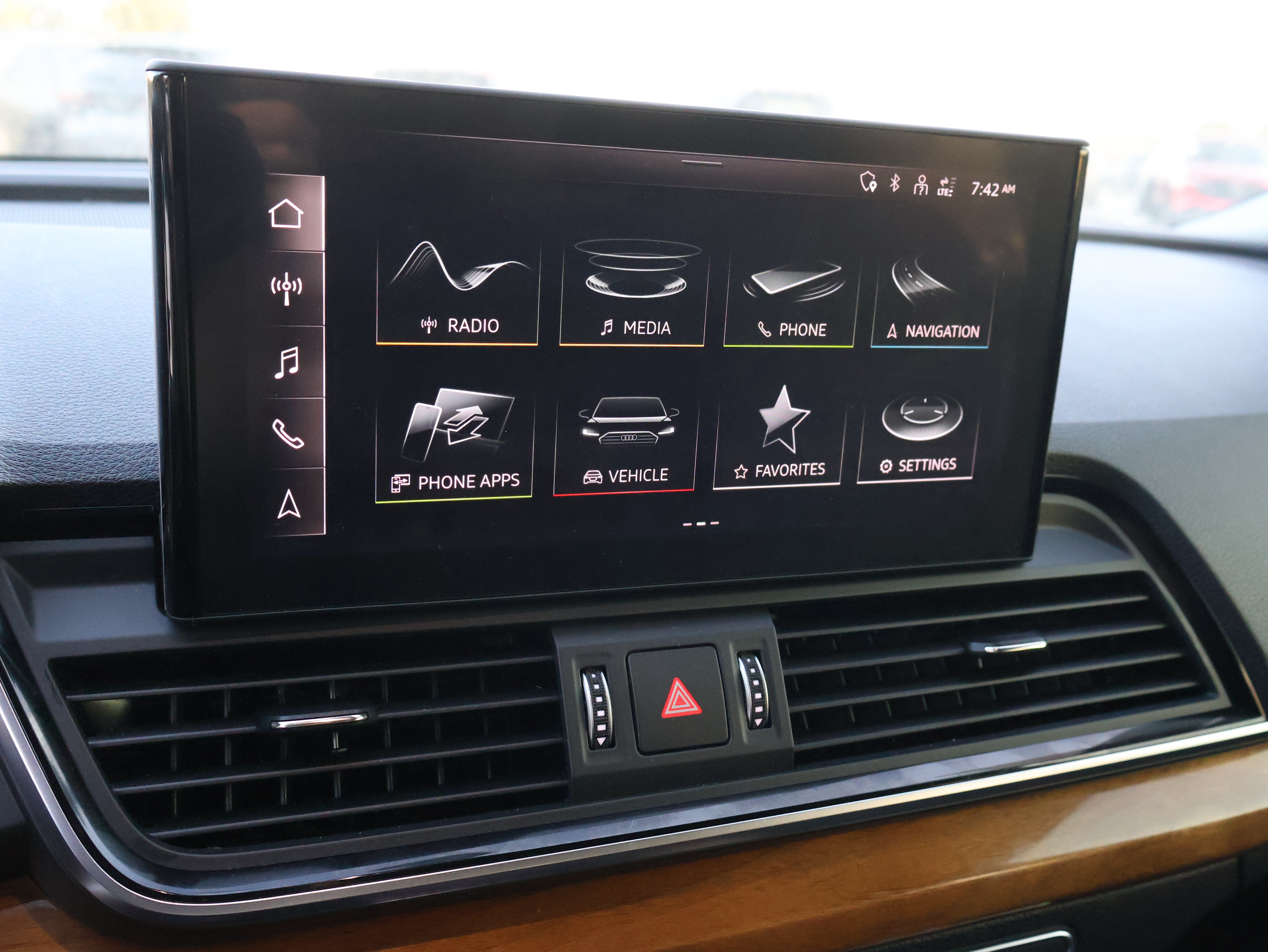 Used 2022 Audi Q5 2.0T Premium w/ Convenience Package AWD/4WD image 25
